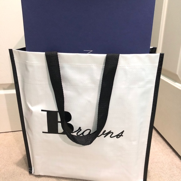 SOLD Highland Stuart Weitzman size 6.5 - Picture 6 of 6